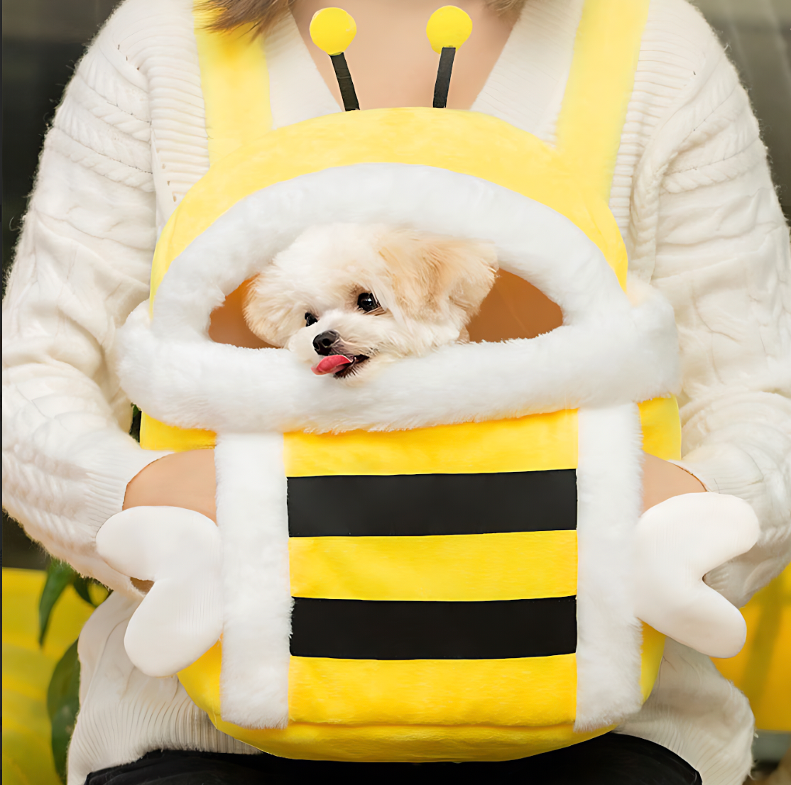 Travel Pet Carrier Bag; Breathable sling for small dogs and cats (5-10lbs)(Buzz Buddy Yellow Bee)
