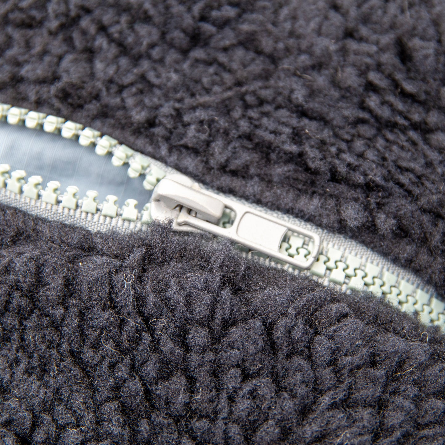 Winter Warmth & Windproof Dog Coat — Plush, Harness-Integrated & Easy Wear (Blue)